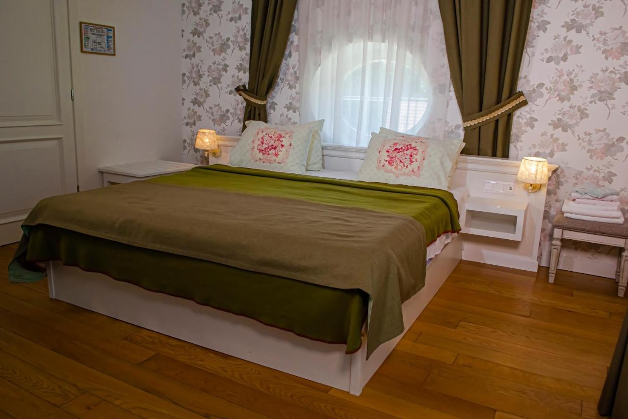 אווריג Vila Rozalia Garden Gate מראה חיצוני תמונה